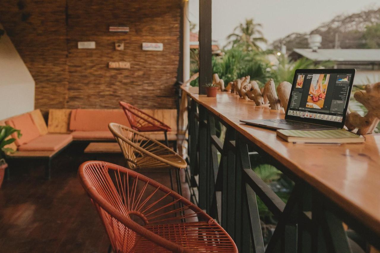 Habitat Surf Glamp Playa Santa Teresa (Puntarenas) Exterior foto